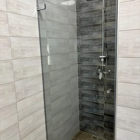 Thaly 5 Apartament Debreczyn